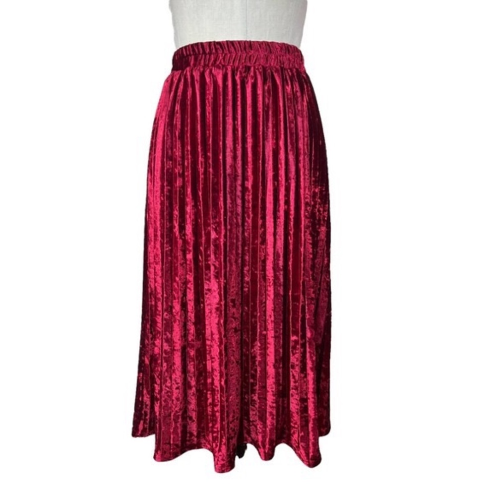 NWOT ModCloth crushed velvet red pleated skirt size 1x